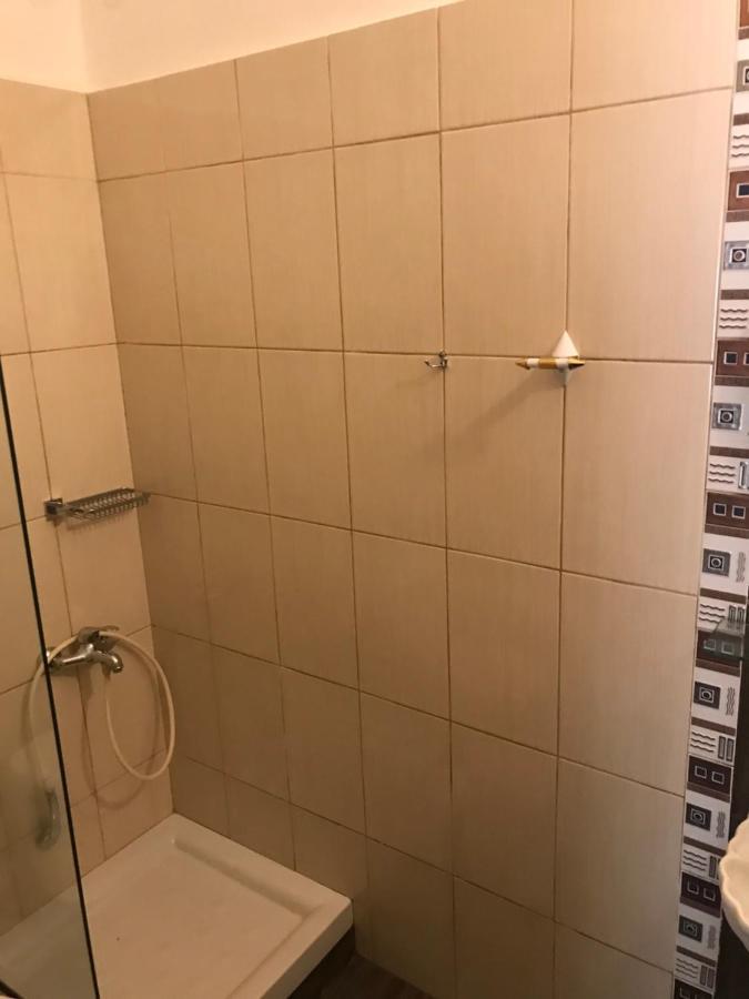 Kronos Olympiakí Aktí Extérieur photo